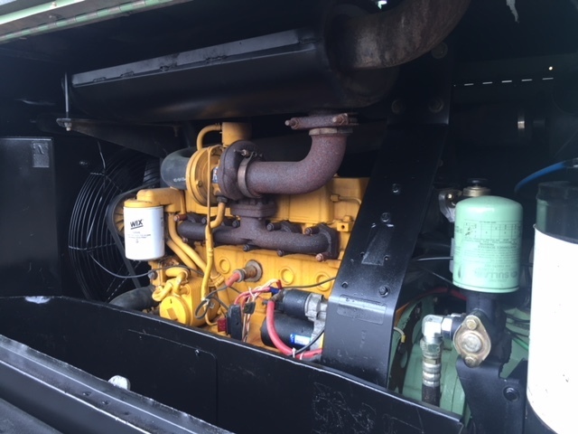 Like New Sullair 260CFM John Deere Diesel Air Compressor