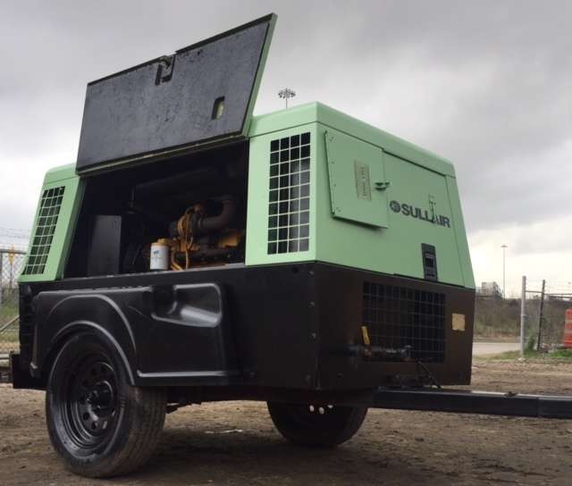 Like New Sullair 260CFM John Deere Diesel Air Compressor