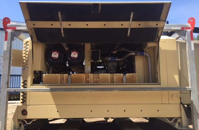  Doosan/ Ingersoll Rand XP375WCU Diesel Air Compressor