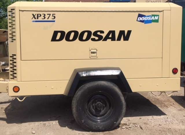  Doosan/ Ingersoll Rand XP375WJD-T3 Diesel Air Compressor