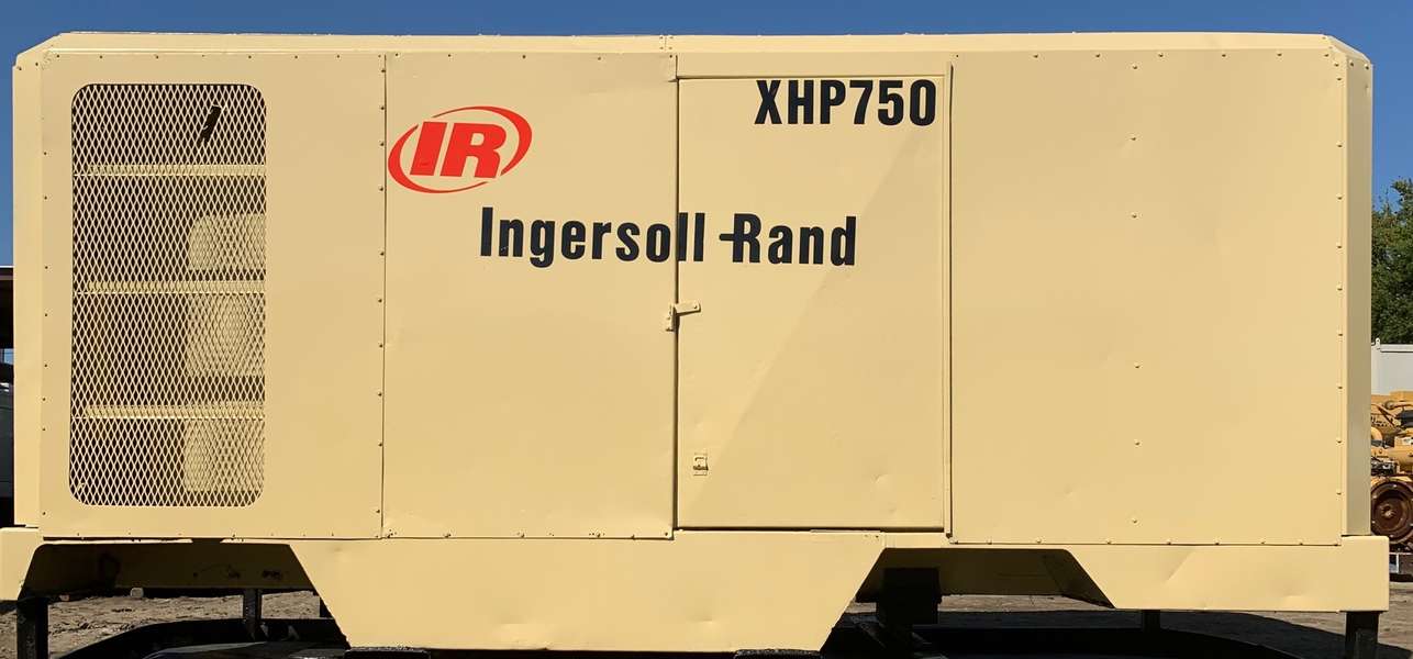  Ingersoll Rand XHP750 Diesel Air Compressor