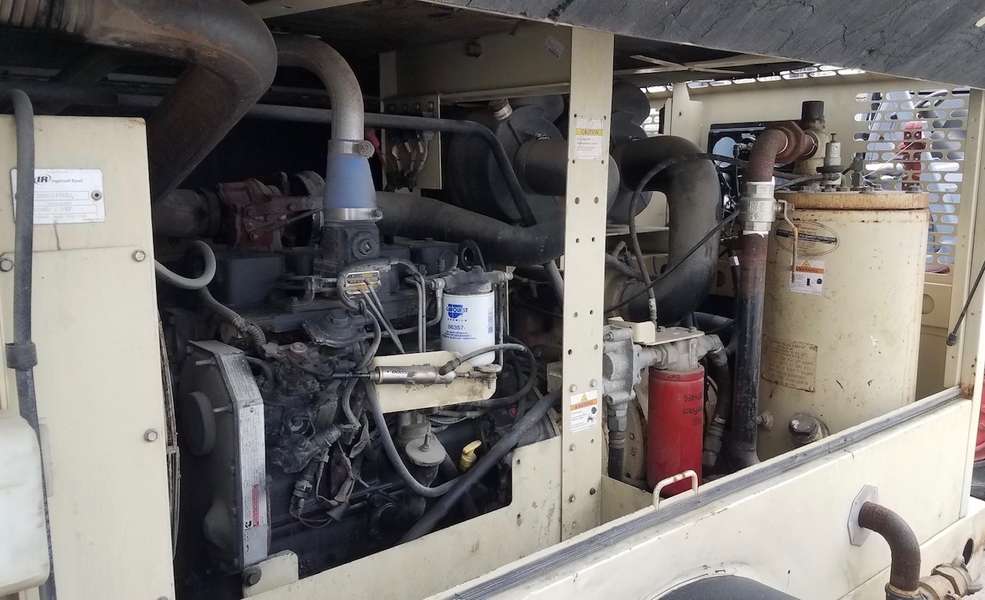 Used Ingersoll Rand XP375 Diesel Air Compressor