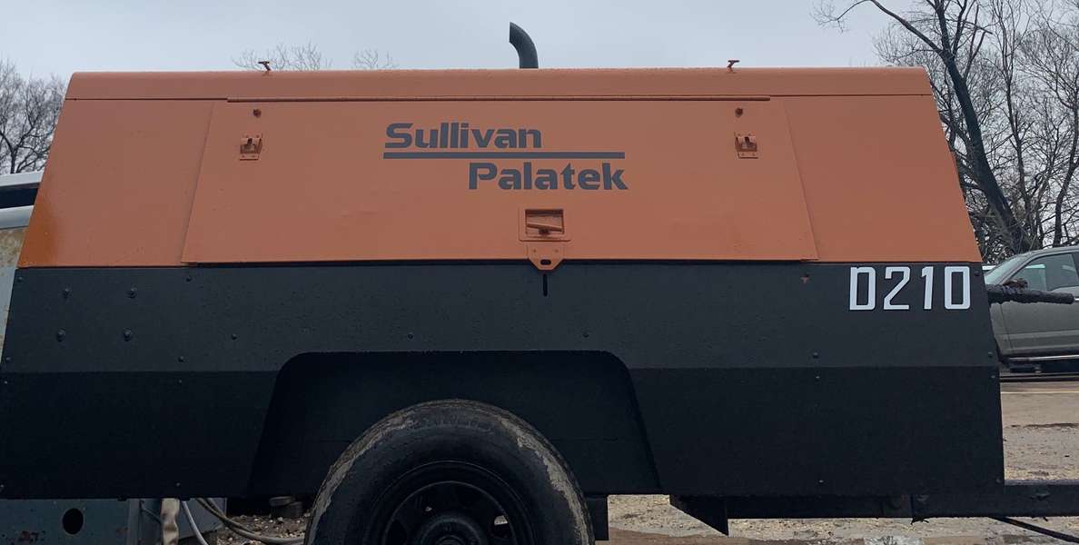 Low Hours Sullivan 210cfm Diesel Air Compressor