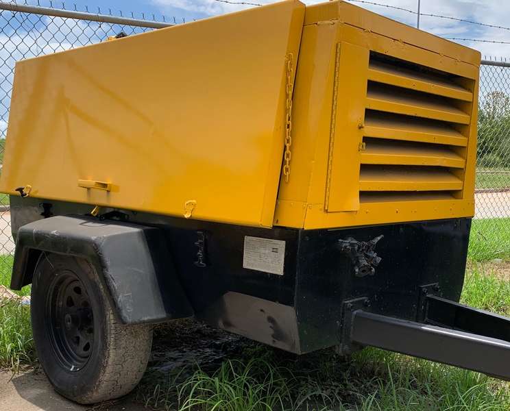Used Atlas copco XAS97 Diesel Air Compressor