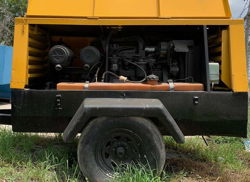 Used Atlas copco XAS97 Diesel Air Compressor