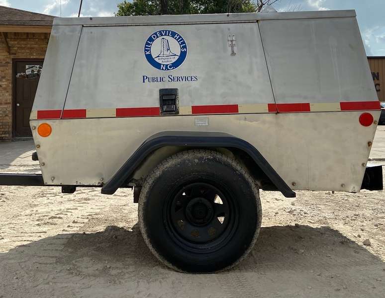 Like New Sullair 185cfm Diesel Air Compressor