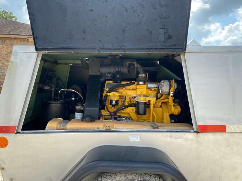 Like New Sullair 185cfm Diesel Air Compressor