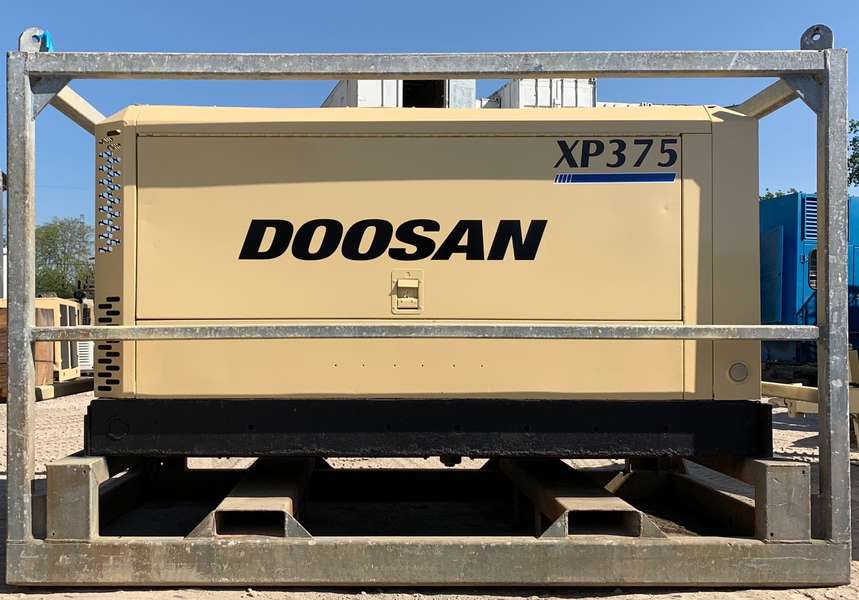 Used Doosan XP375WIR-T3 Diesel Air Compressor