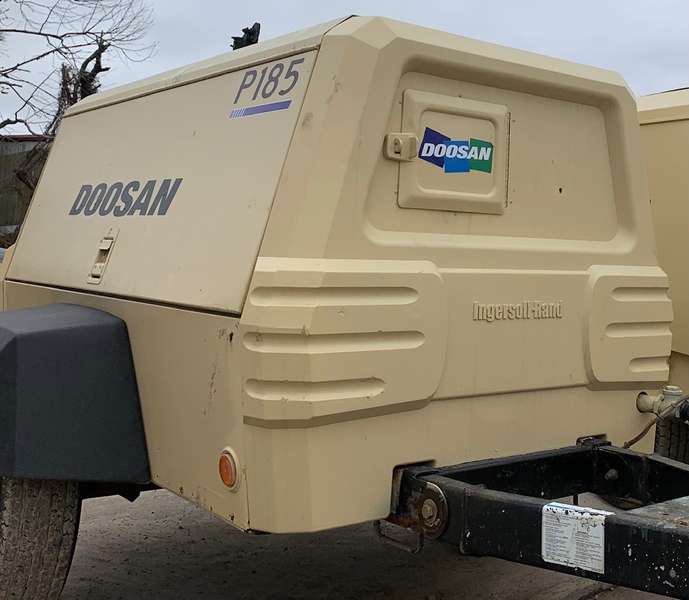 Used Doosan P185WJD-T4I Diesel Air Compressor