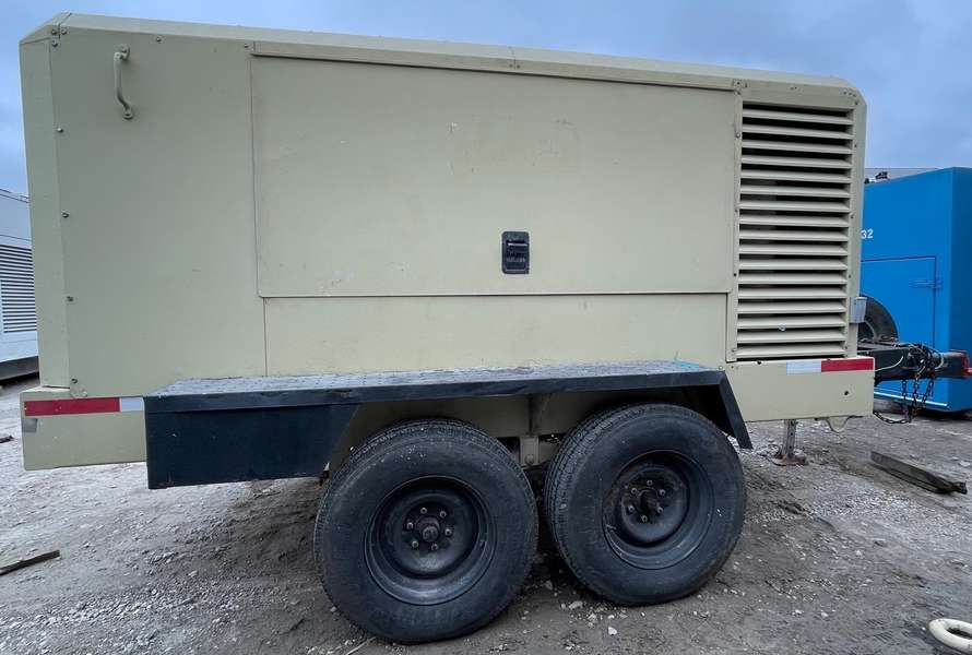 Used Ingersoll Rand XP825WCU Diesel Air Compressor