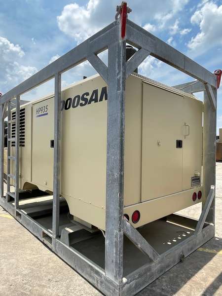 Used Doosan HP935WCU Diesel Air Compressor