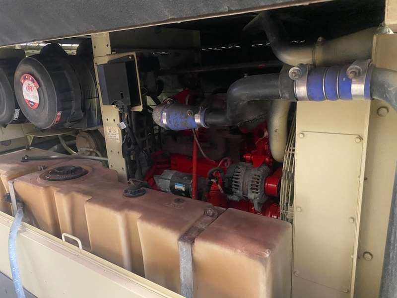 Used Doosan XP375WCU-T2 Diesel Air Compressor