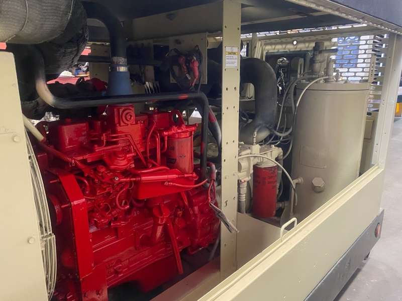 Used Doosan XP375WCU-T2 Diesel Air Compressor