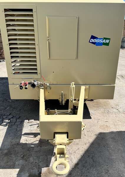 Used Doosan HP750WCU Diesel Air Compressor
