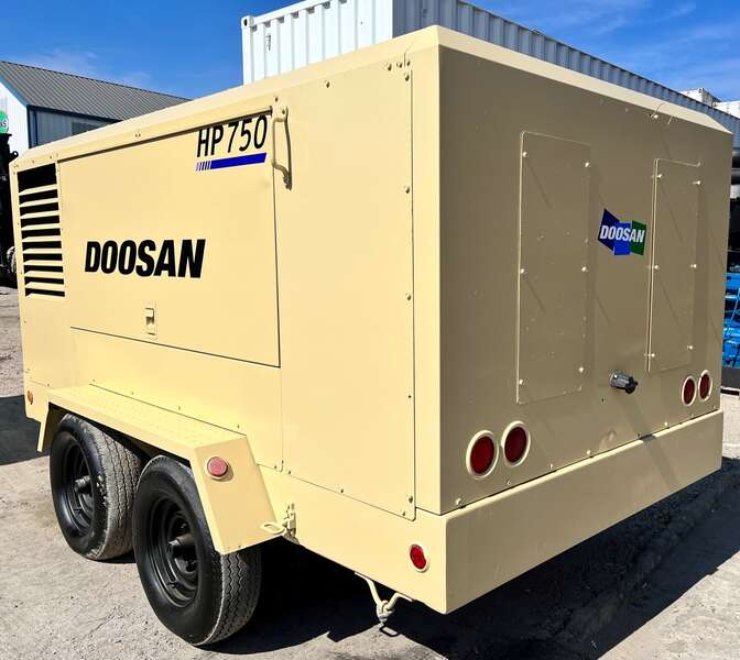 Used Doosan HP750WCU Diesel Air Compressor