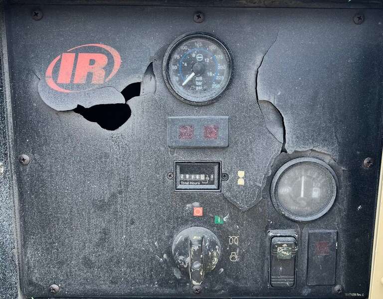 Used Doosan XP375WIR-T3 Diesel Air Compressor