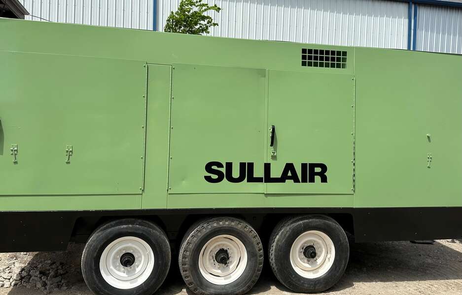 Used Sullair 900XHDTQCAT Diesel Air Compressor