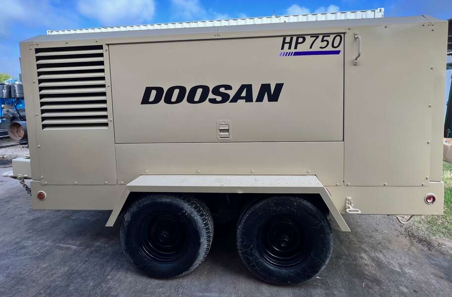 Used Doosan HP750WCU Diesel Air Compressor