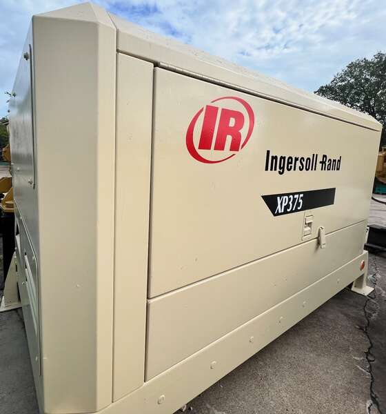 Used Ingersoll Rand Doosan XP375WCU Diesel Air Compressor