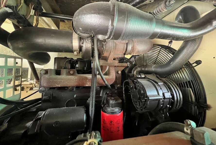 Used Ingersoll Rand Doosan XP375WCU Diesel Air Compressor