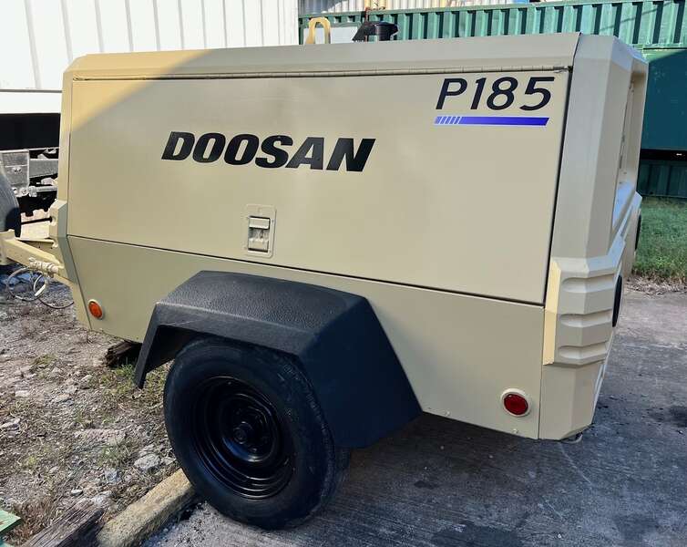 Used Doosan P185WJD-T4I Diesel Air Compressor