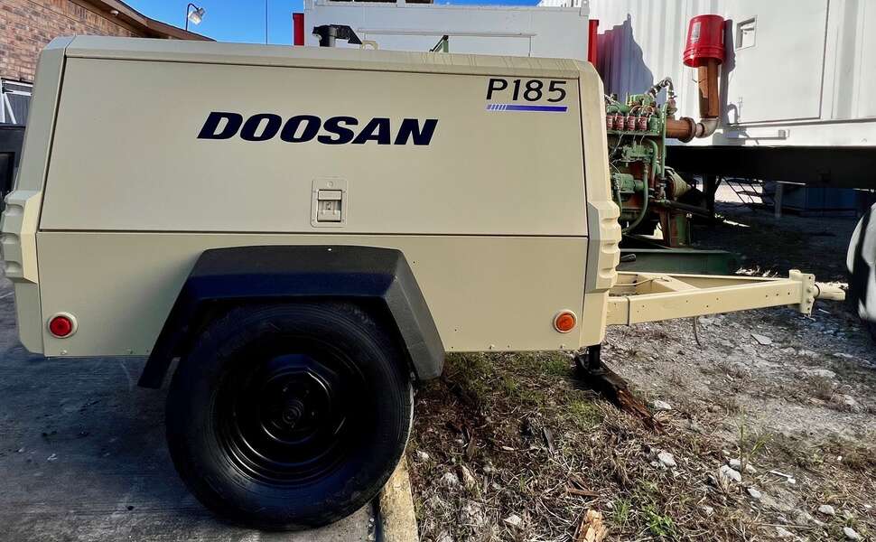 Used Doosan P185WJD-T4I Diesel Air Compressor