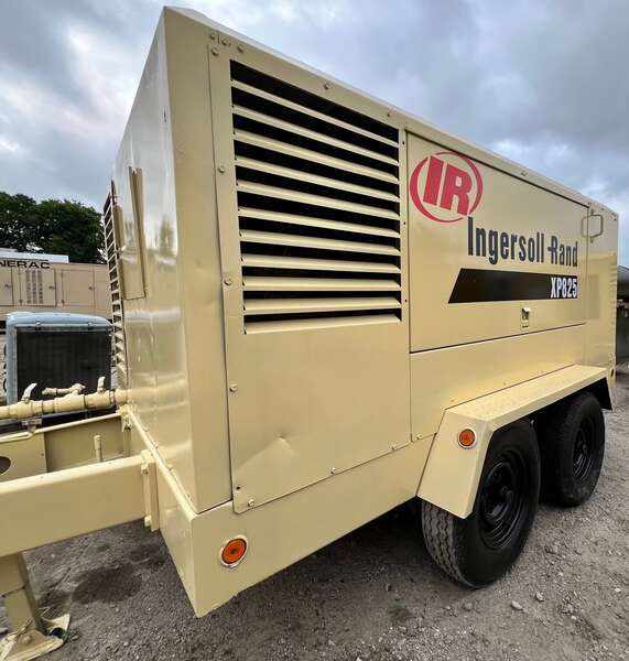 Used Ingersoll Rand XP825WCU Diesel Air Compressor