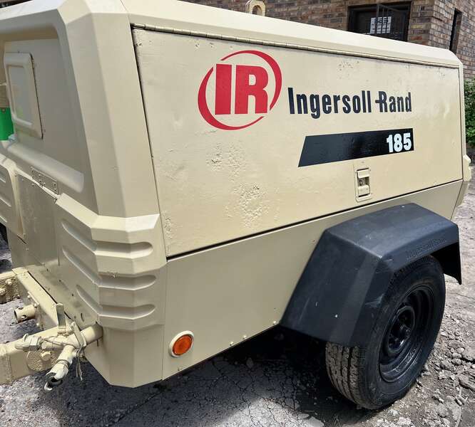 Used Ingersoll Rand XP185WIR Diesel Air Compressor