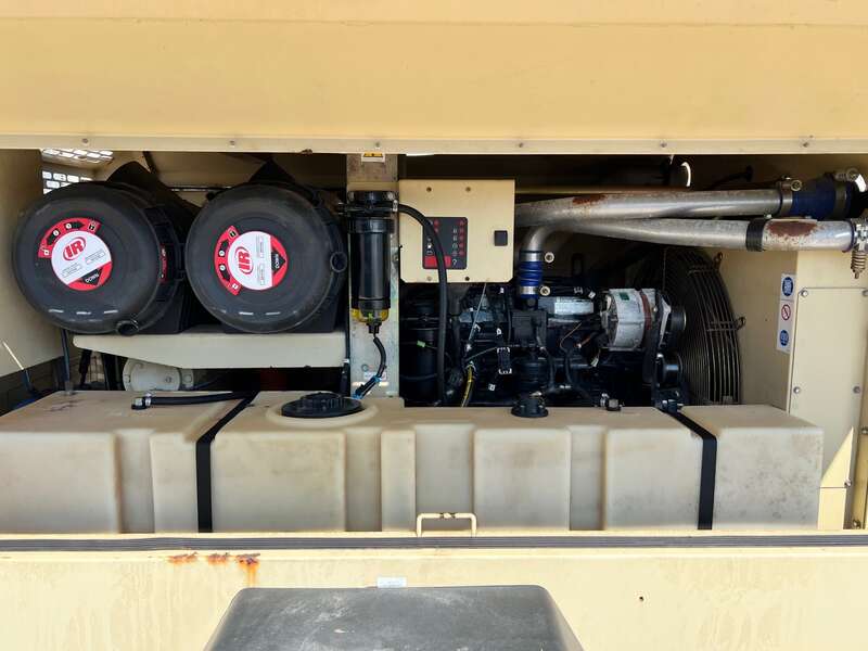 Used Doosan P425 Diesel Air Compressor