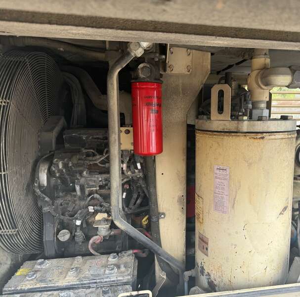 Used Doosan XP825WCU-T3 Diesel Air Compressor
