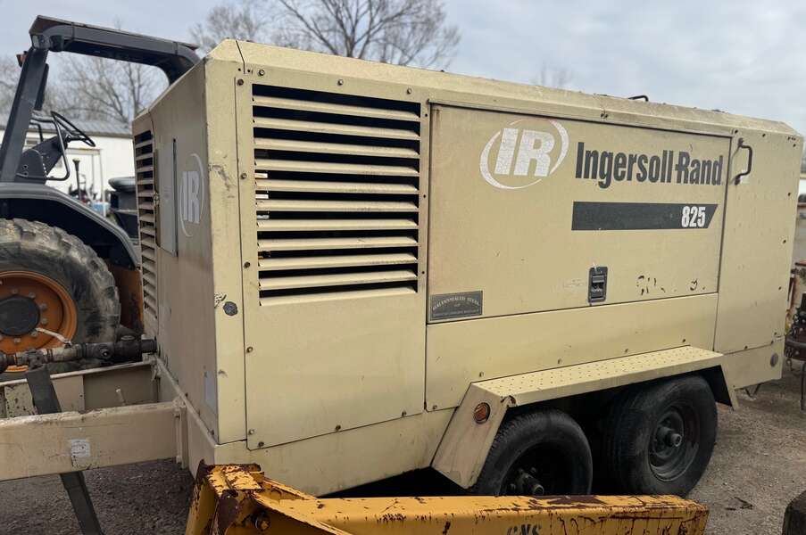 Used Ingersoll Rand XP825WCU Diesel Air Compressor