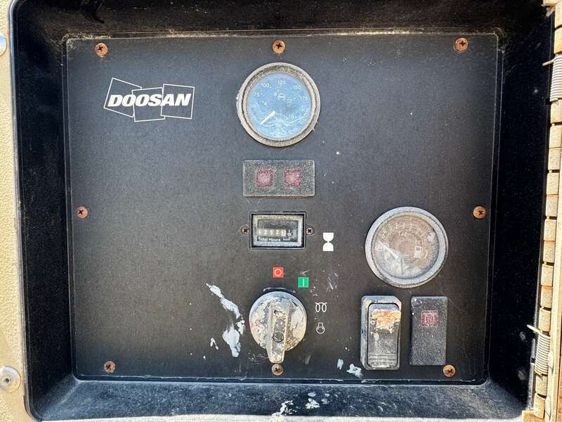 Used Doosan XP375WIR-T3 Diesel Air Compressor