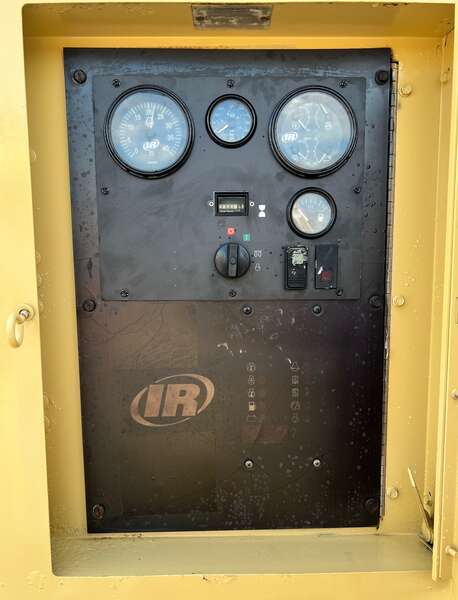 Used Ingersoll Rand XP825WCU Diesel Air Compressor