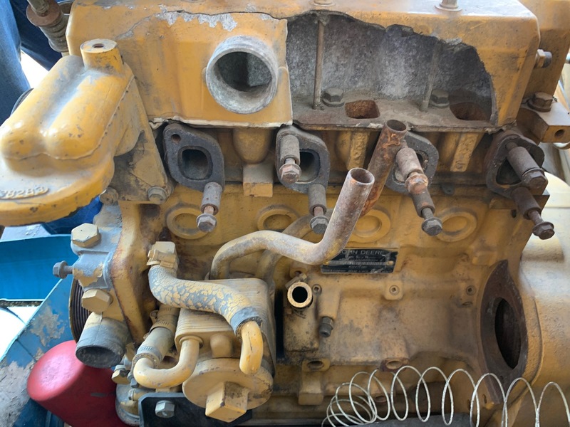 Used John Deere 4024 Engine Core