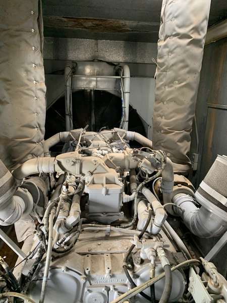 Low Hour Detroit 16V149TI Diesel Engine