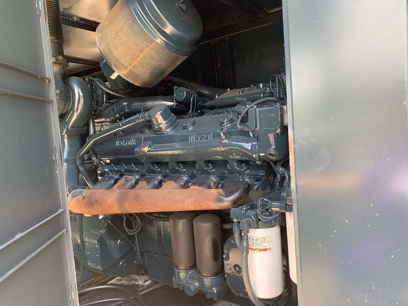 Low hours Detroit 12V71TT Diesel Engine