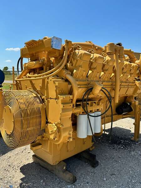 Low Hour Caterpillar 3512 Diesel Engine