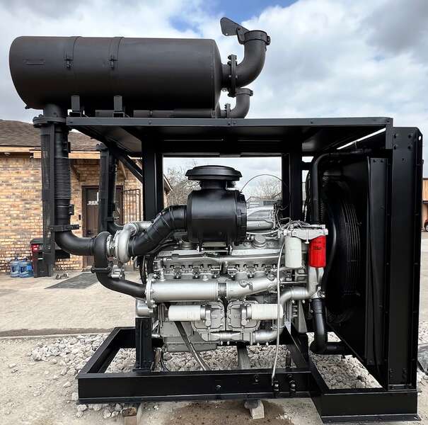 Used Detroit 12V92TT Diesel Engine