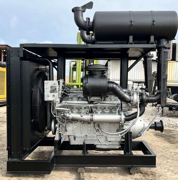 Used Detroit 12V92TT Diesel Engine