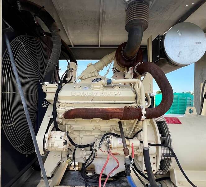 Used Detroit 8V92TT Diesel Engine