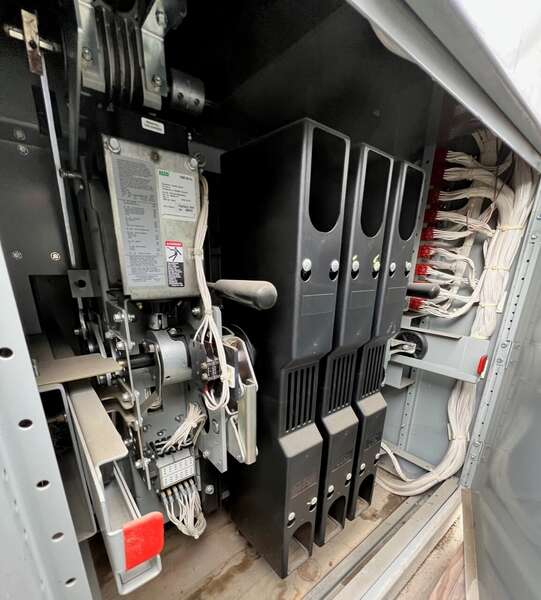 Used ASCO 600amp 480V Automatic Transfer Switch