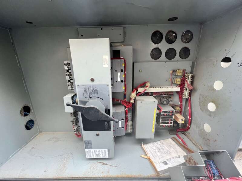 Used Caterpillar Westinghouse 1000amp 208V Service Entrance Rated Automatic Transfer Switch