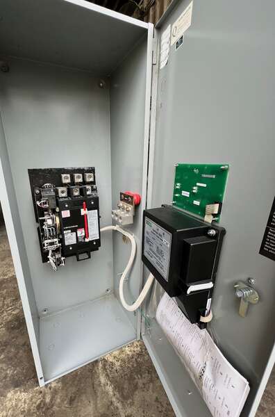 New Surplus ASCO 400amp 240V Automatic Transfer Switch