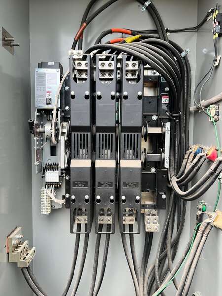 Used ASCO 800AMP 480V Disconnect Automatic Transfer Switch