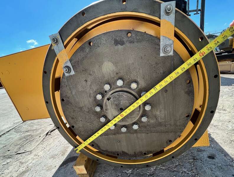 Reconditioned Kato 800kW Generator End