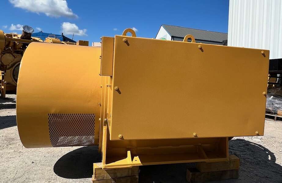 Reconditioned Kato 800kW Generator End
