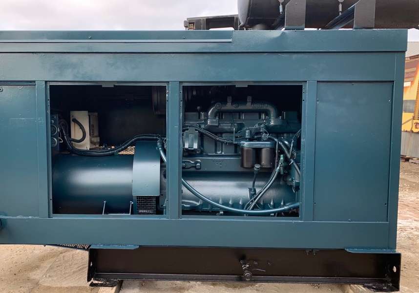 Low hours John Deere 100kW Diesel Generator