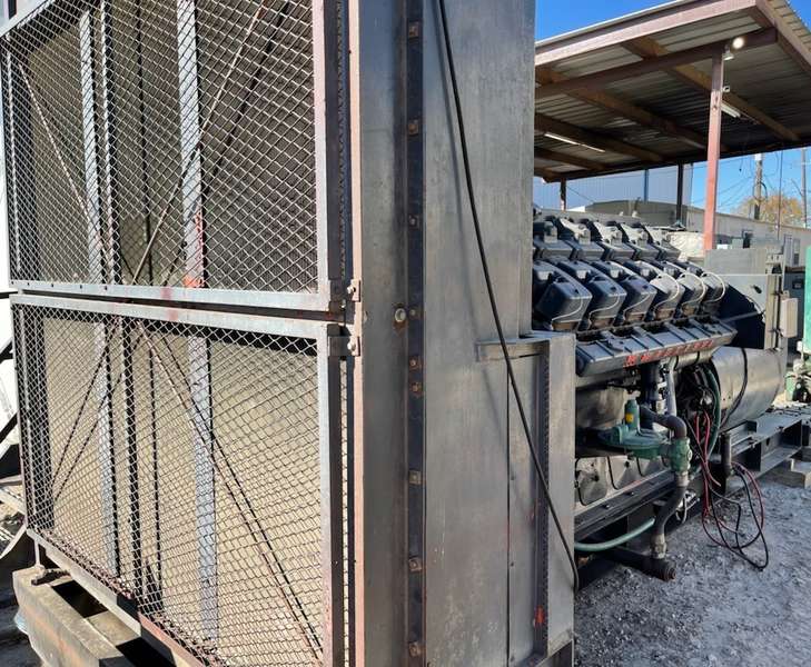 Used Waukesha 750kW Gas Generator