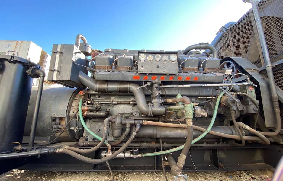 Used Waukesha 750kW Gas Generator