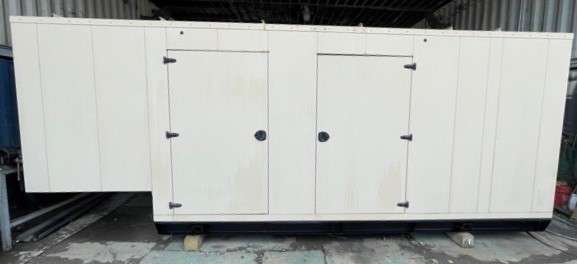  Generac SG300 Gas Generator